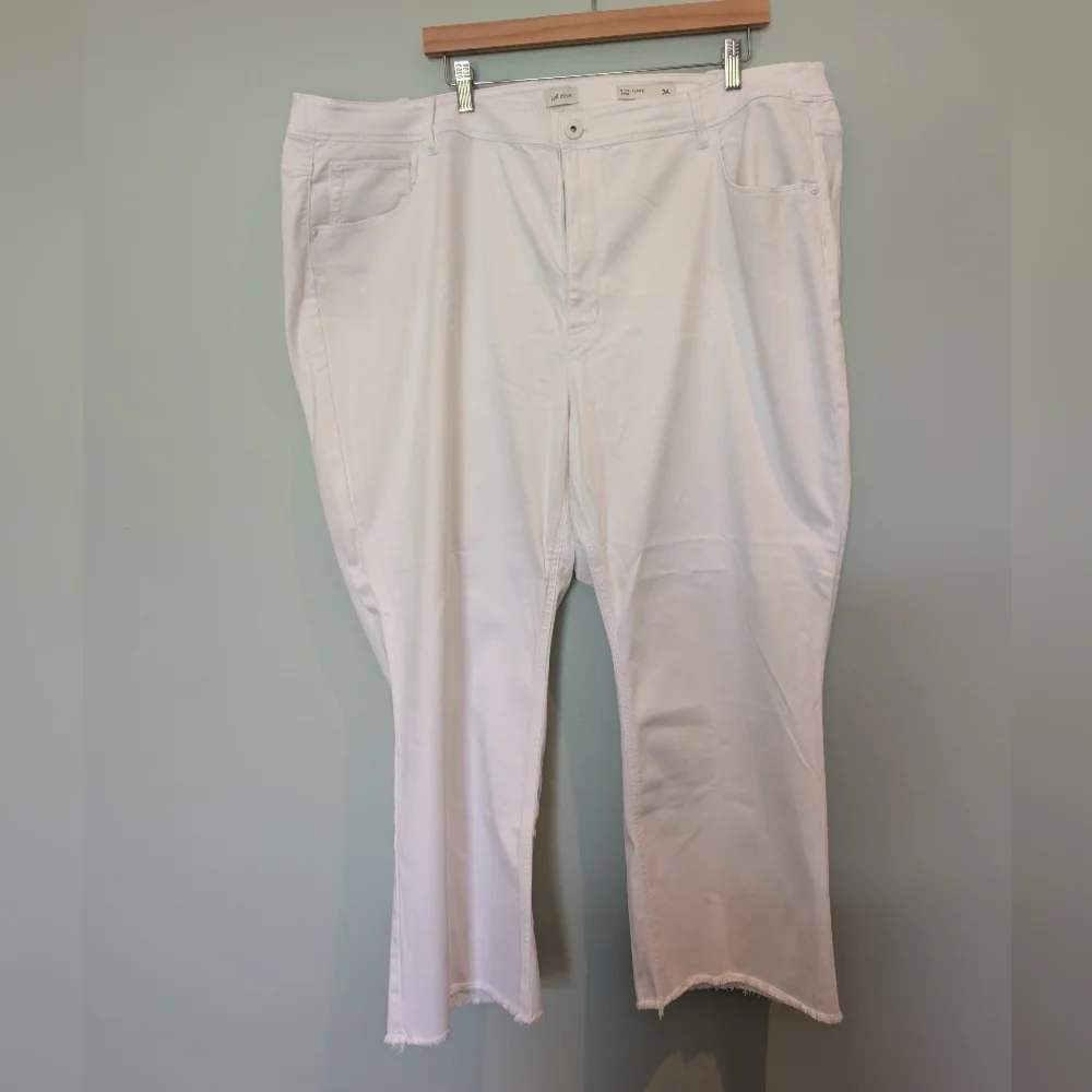 J. Jill White Kick Flare Ankle Jeans